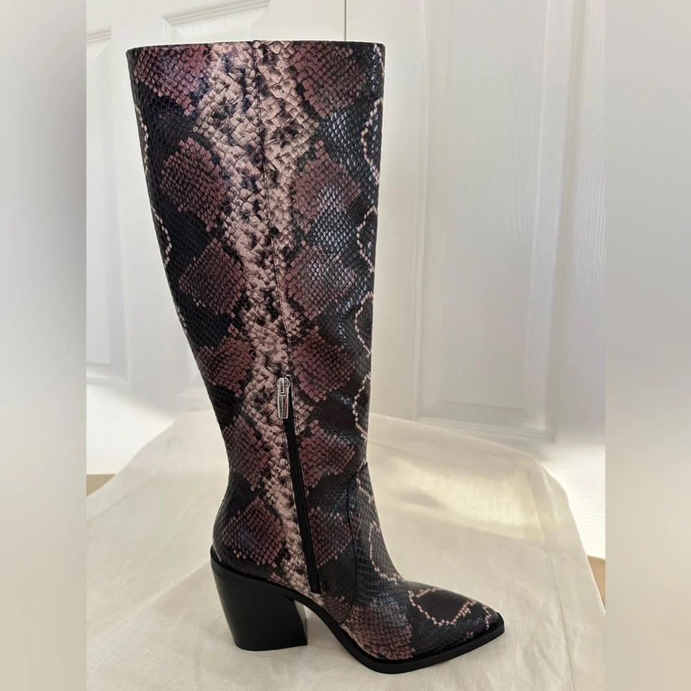 Vince Camuto Snake Skin Pattern knee high boots- Sz 8 - Picture 2 of 7